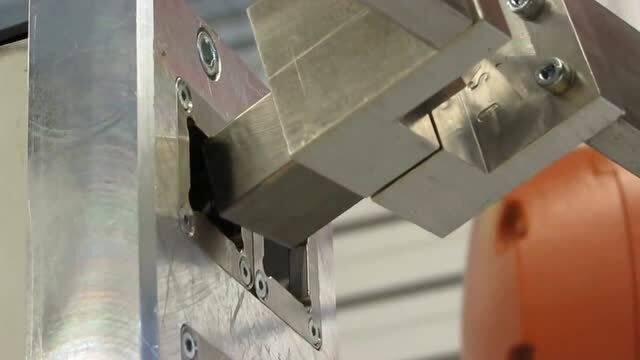 国产机械装配视频,匠心独运，品质见证